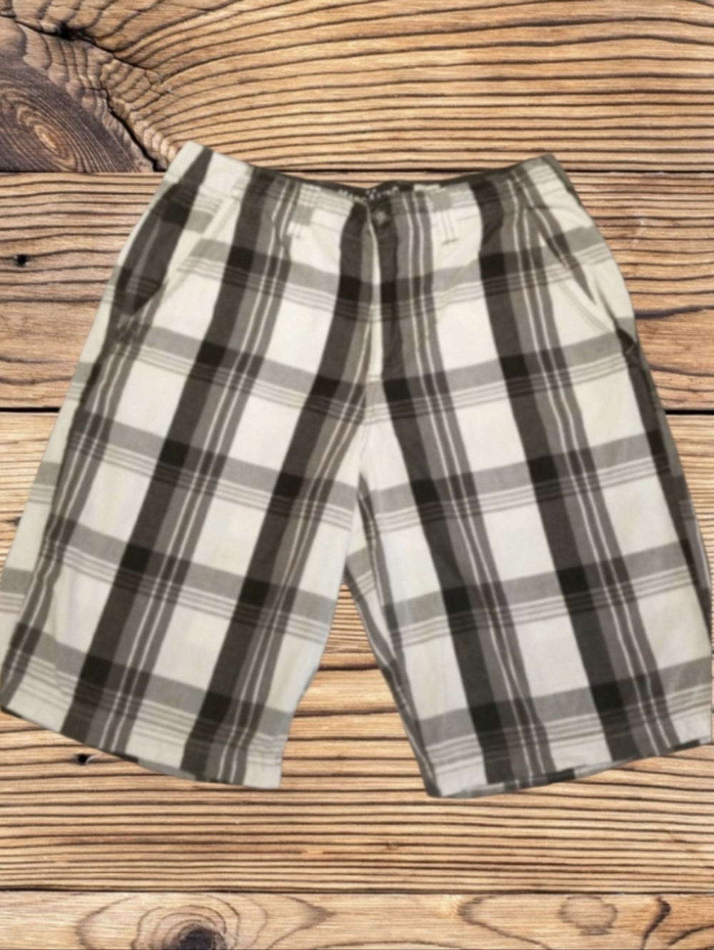 MARC ECKO MENS PLAID SHORTS SIZE 30
